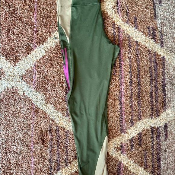 Adidas Green and Tan Color Block Leggings - Picture 4 of 9